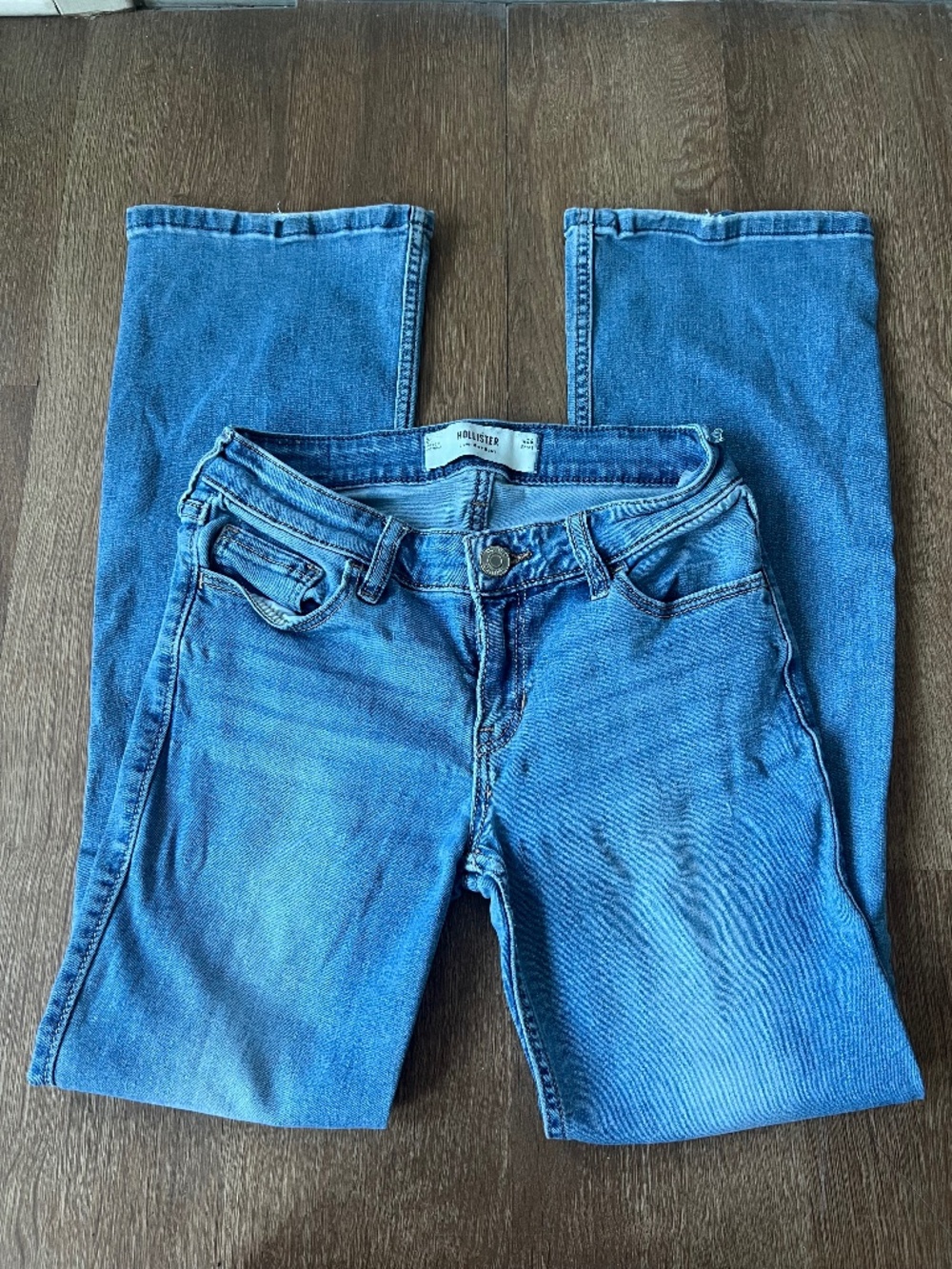 Hollister jeans